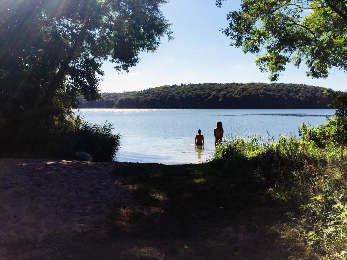 Ferienzimmer Suhrer Seeblick Séjour chez l'habitant *