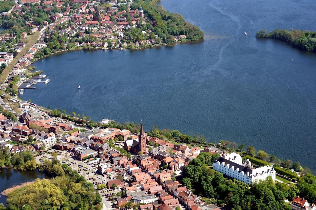 Ferienzimmer Suhrer Seeblick Plön