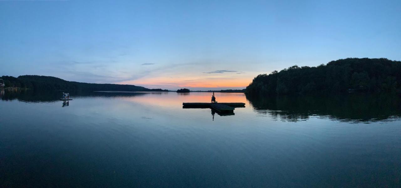 Séjour chez l'habitant Ferienzimmer Suhrer Seeblick